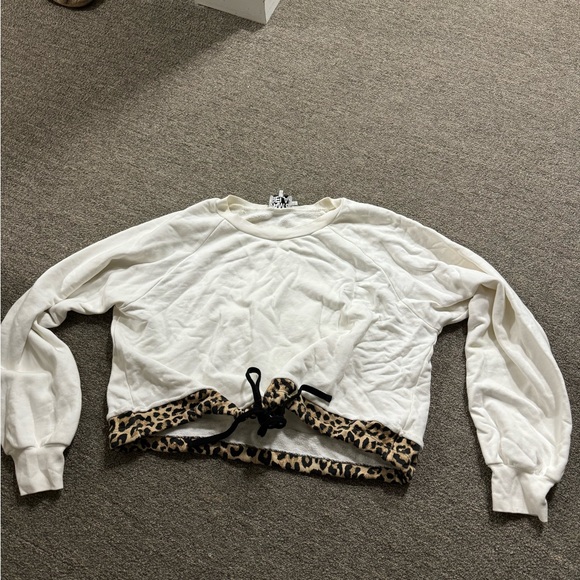 Pam and Gela cropped sweatshirt - Picture 1 of 3